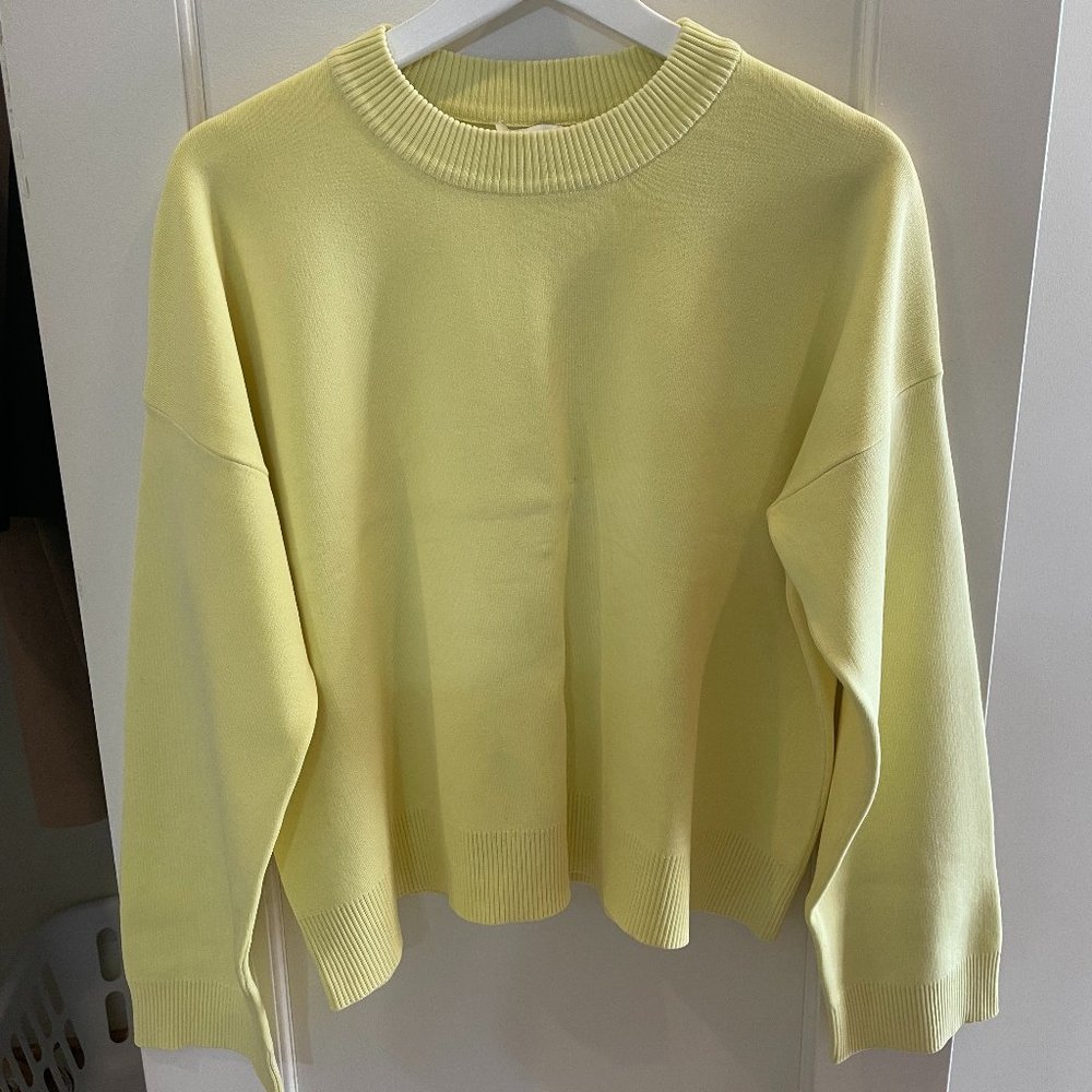 Vince Boxy Crewneck Size XS